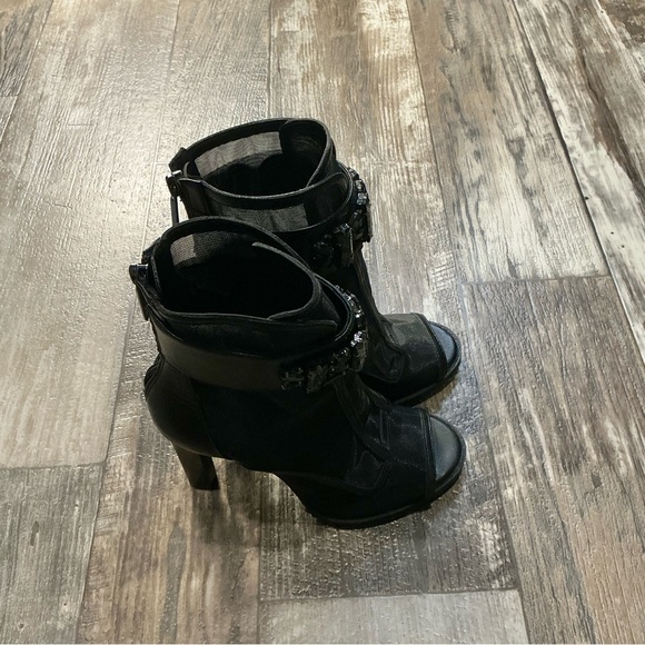 Karl Lagerfeld Black Peep-Toe Heeled Boots Size 5.5 - Picture 3 of 11